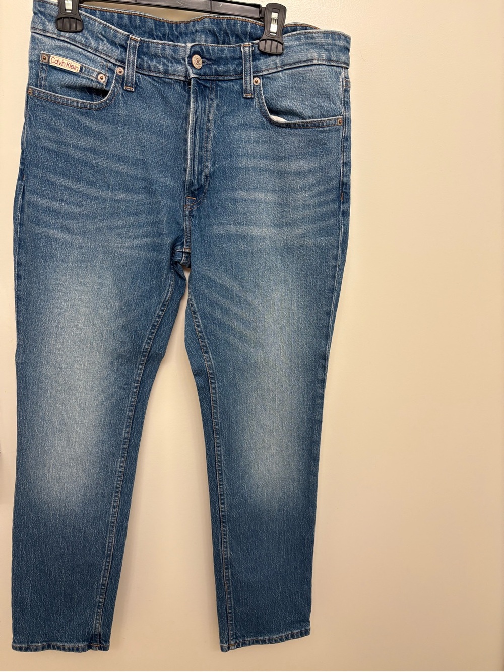 Calvin Klein Slim Straight Jeans in Medium Blue Wash